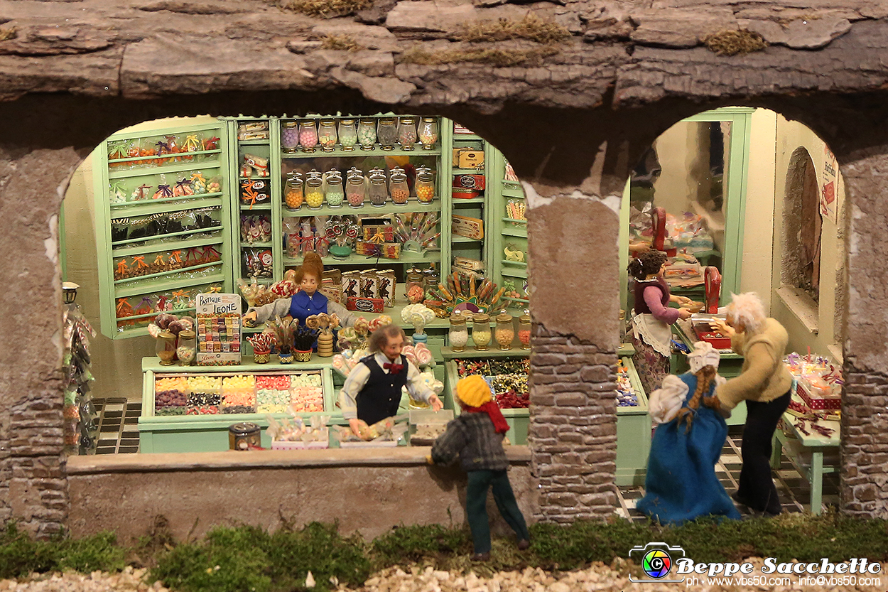 VBS_7405A - Abbazia di Vezzolano - Presepe artistico di Anna Rosa Nicola.jpg